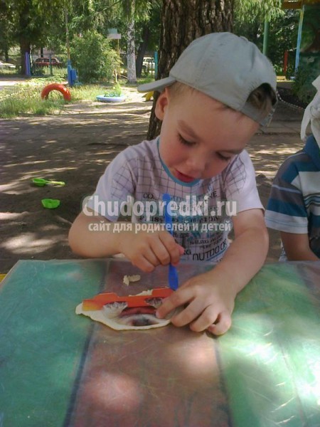 поделки из соленого теста. Машина