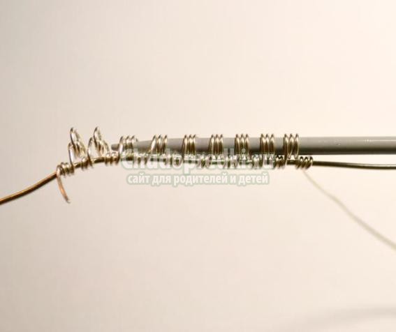 кулон в технике wire wrap с жадеитом
