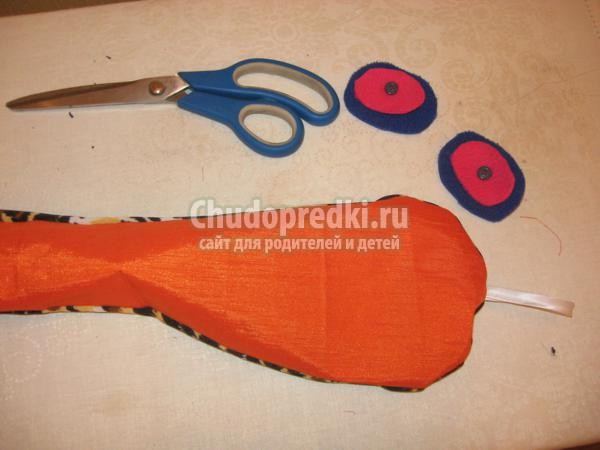 шитье игрушек своими руками. Удав Гоша