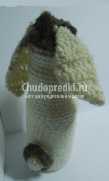 вязание игрушек крючком. Зайка