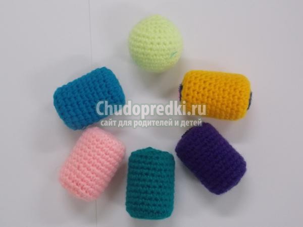 развивающая игрушка своими руками. Гусеница