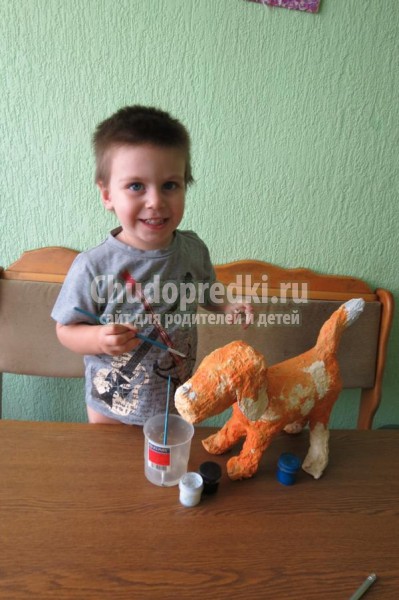 собачка-копилка в технике папье-маше
