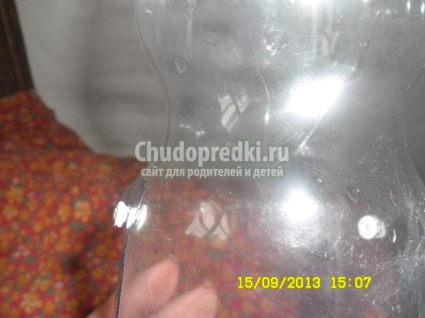 игрушки из пластиковых бутылок. Три девицы