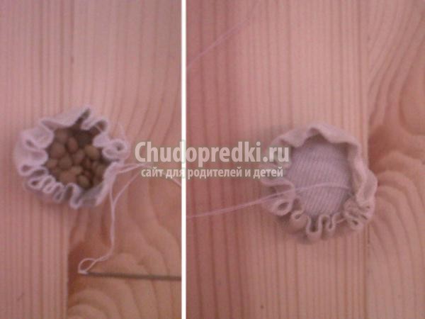 игрушка из лоскутков ткани. Клоун