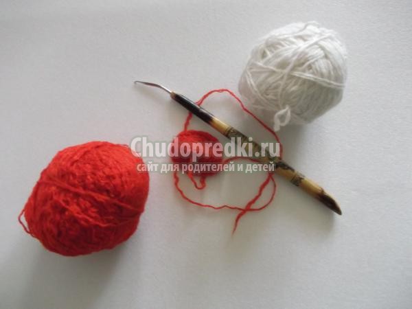 вязаные игрушки крючком. Зайцы