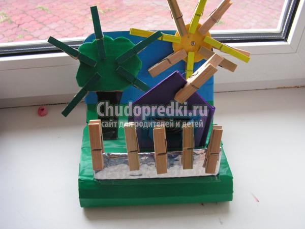 деревенский домик для игры с прищепками