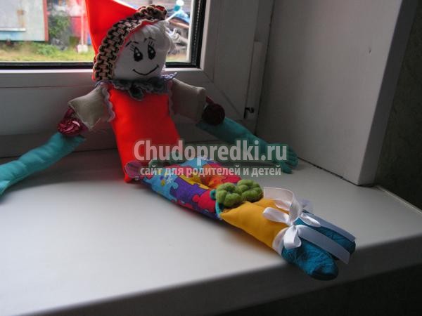 текстильные игрушки своими руками. Клоун-развивашка