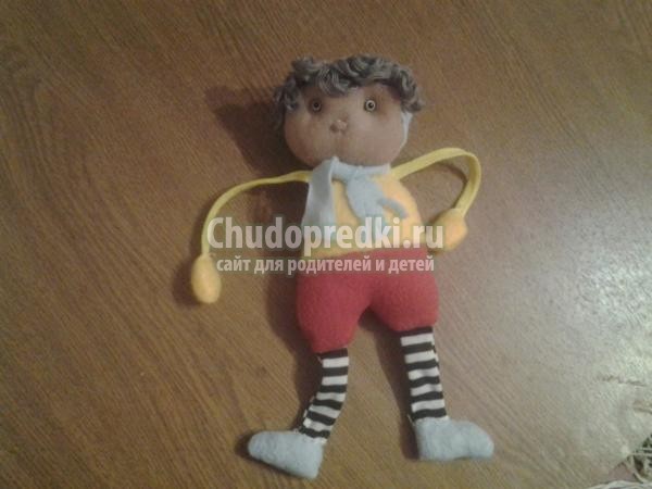текстильные игрушки. Марионетка-гномик