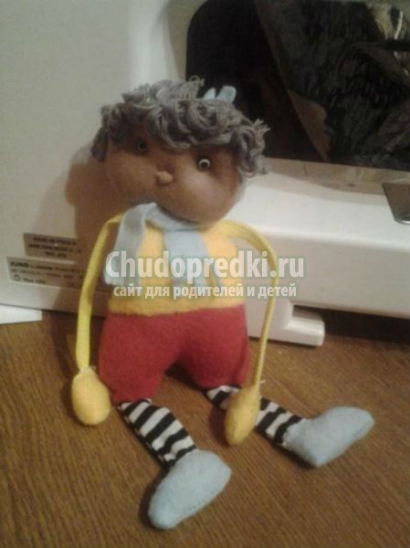 текстильные игрушки. Марионетка-гномик