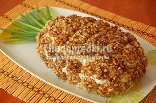 Курица с ананасами