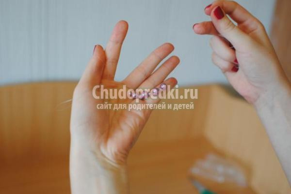 браслет из бисера и бусин своими руками