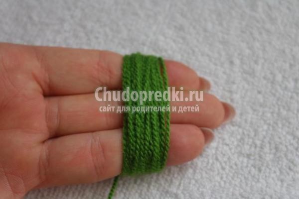 вязаные елочные игрушки. Сосновые шишки