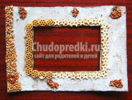 Поделки из крупы