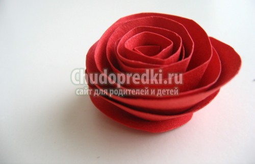 Как сделать из бумаги цветок