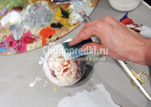Декупаж новогодних шаров