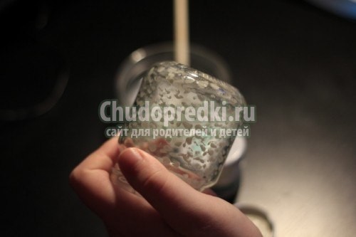 Делаем светящуюся воду своими руками
