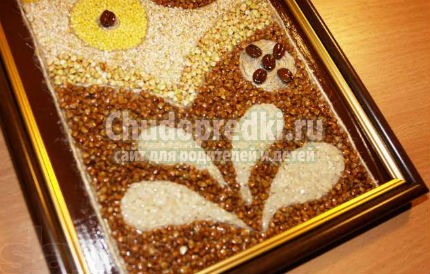 Картины из крупы