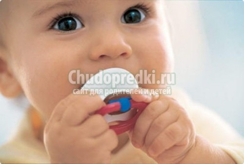 Как отучить ребенка от пустышки