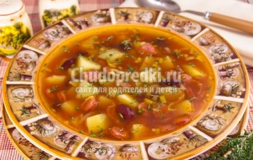 Суп из курицы с фасолью