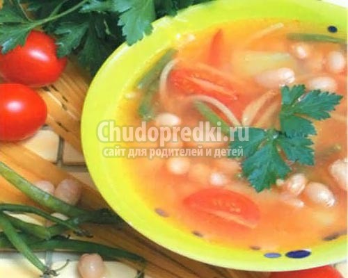 Суп из курицы с фасолью