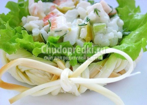 Крабовый салат с огурцом