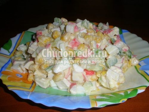 Крабовый салат с огурцом