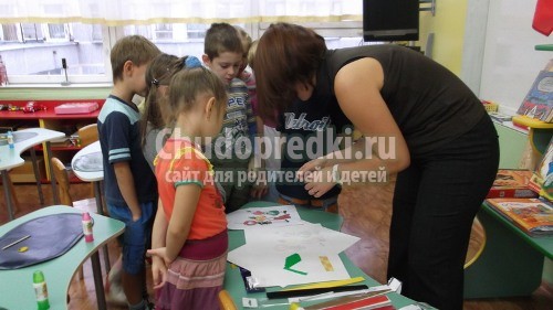 Занятие по аппликации
