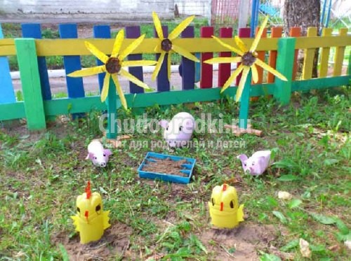 Поделки из бутылок для сада