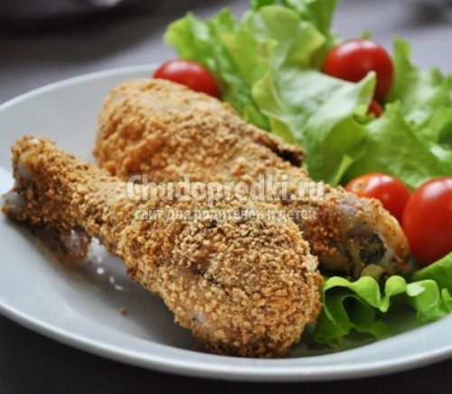 Жареная курица на сковороде