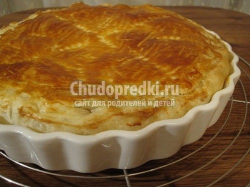 Слоеное тесто с курицей
