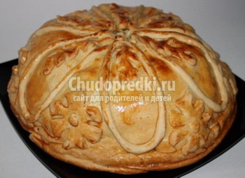 Курник из слоеного теста