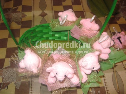 Букет из игрушек своими руками