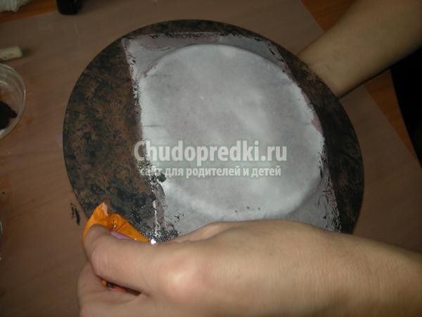 обратный декупаж тарелки. Мерелин