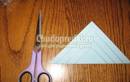 Как сделать снежинку из бумаги