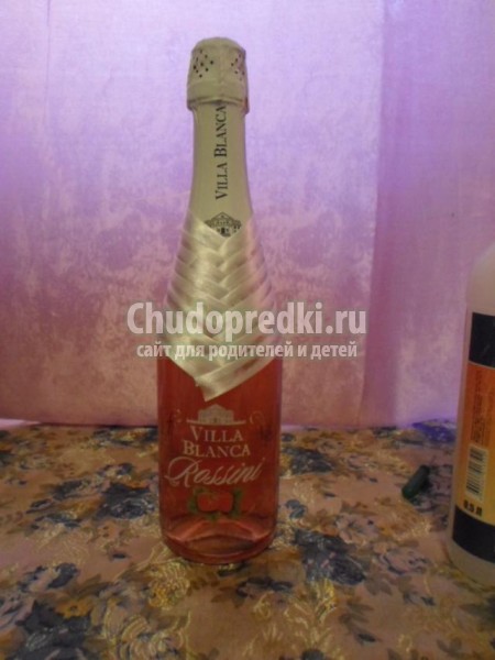 свадебный набор шампанского. Жених и невеста