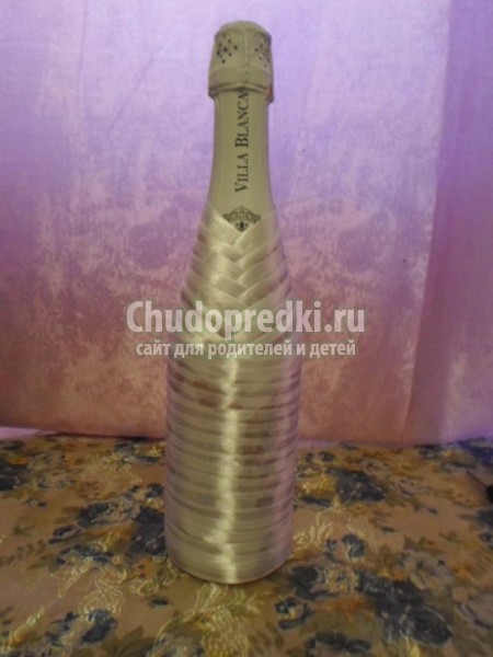 свадебный набор шампанского. Жених и невеста
