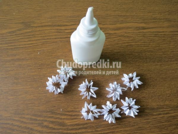 панно из бумаги своими руками. Розы