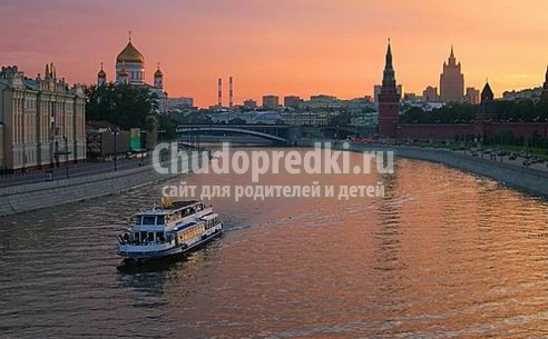 Первое знакомство ребенка с Москвой