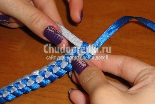 Фенечки из ниток
