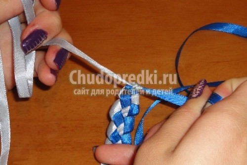 Фенечки из ниток