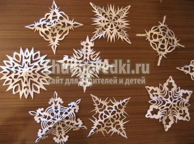 Как сделать снежинку?