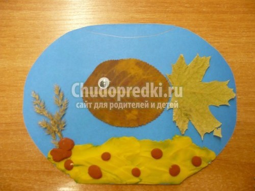 Аппликация из листьев