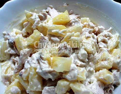 салат с курицей и грибами: самые лучшие рецепты с фото
