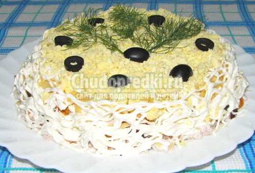 салат с курицей и грибами: самые лучшие рецепты с фото