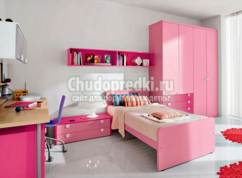 Детская мебель для девочки