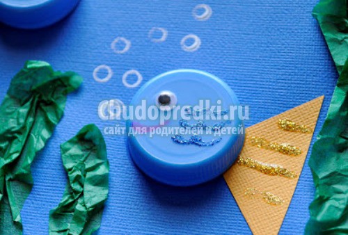 Весенние поделки из пластиковых пробок