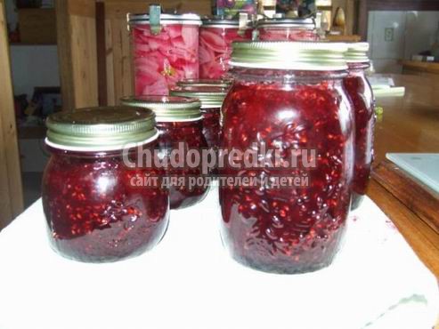 Cалат из свеклы на зиму: лучшие рецепты с фото Cалат из свеклы на зиму: лучшие рецепты с фото