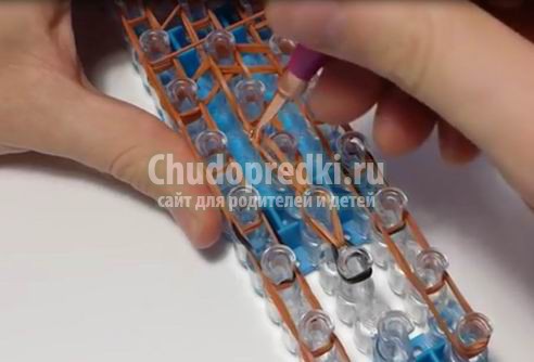 Cобака из резинок: лучший мастер-класс с фото