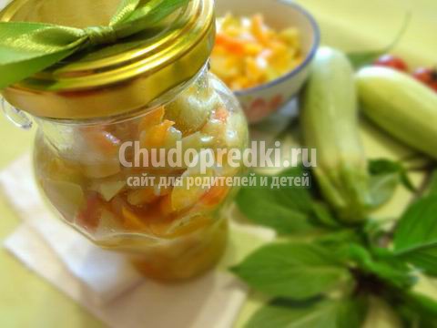 Салат из кабачков на зиму. Самые вкусные рецепты
