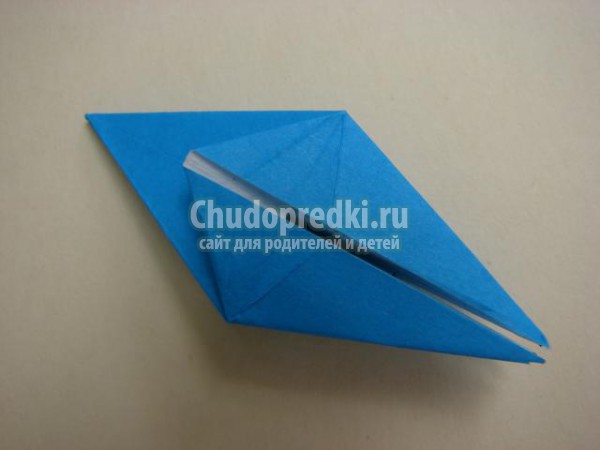 лилия из бумаги в технике оригами